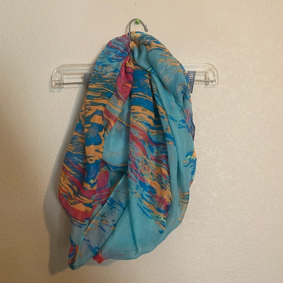 artsy infinity scarf - Picture 1 of 3